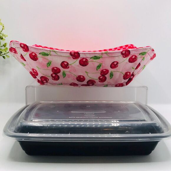 Microwave Takeout Container Cozy: Reversible Cherries Kitchen Cottage Core - Picture 1 of 5